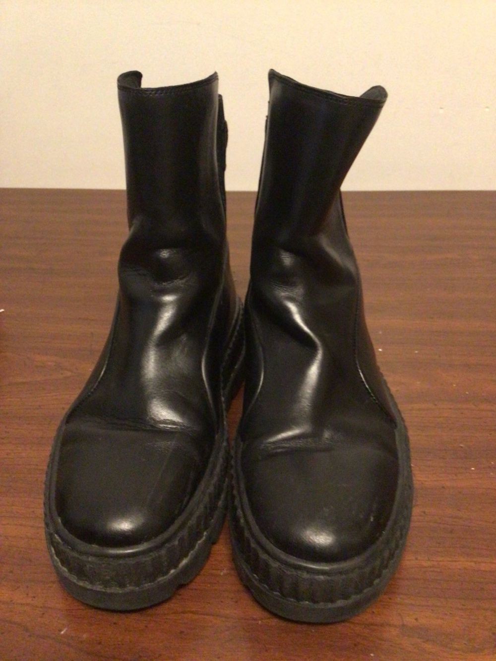 Puma + Fenty ankle platform boot  with stretch on each side SZ 8.5 grunge  goth